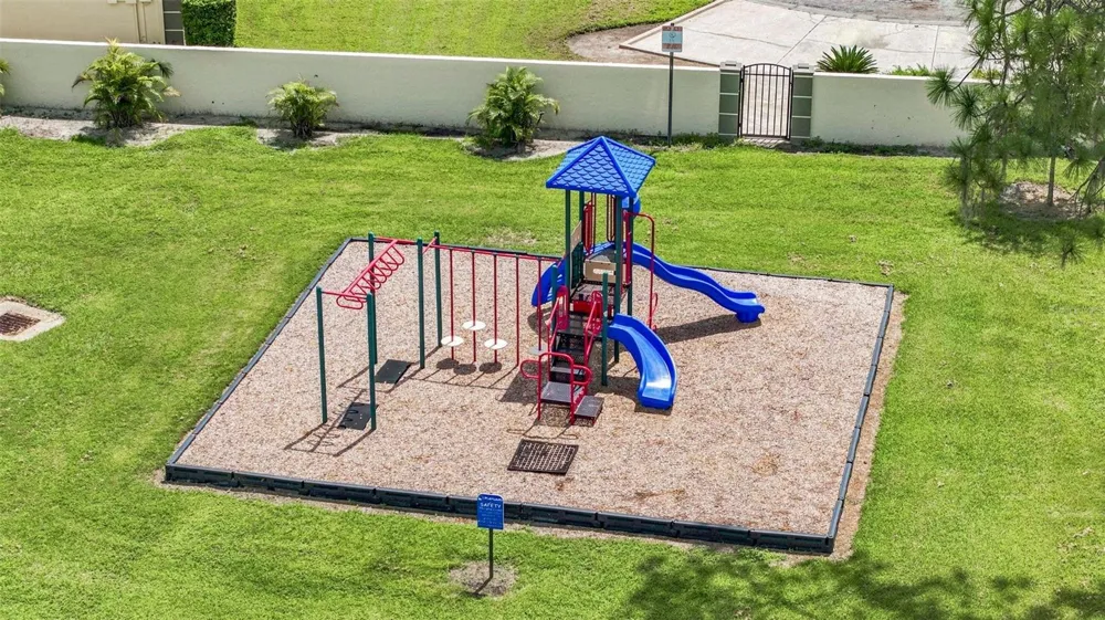19031 CALLAWAY COURT Tampa, FL 33647