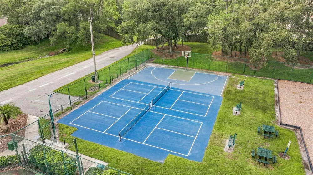 19031 CALLAWAY COURT Tampa, FL 33647