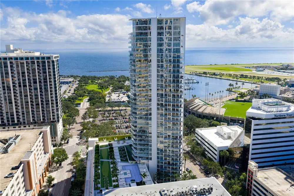 175 1ST STREET S #2701 St Petersburg, FL 33701
