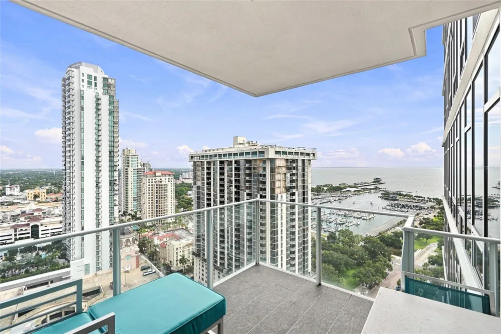 175 1ST STREET S #2701 St Petersburg, FL 33701