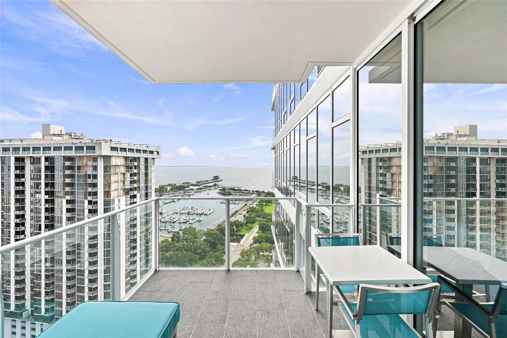 175 1ST STREET S #2701 St Petersburg, FL 33701