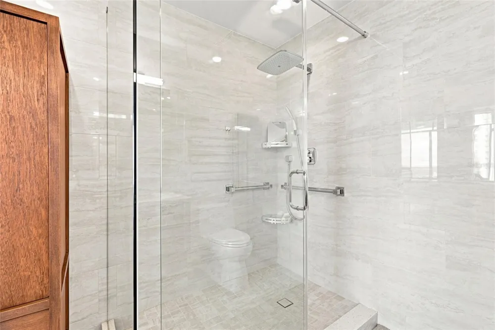 175 1ST STREET S #2701 St Petersburg, FL 33701
