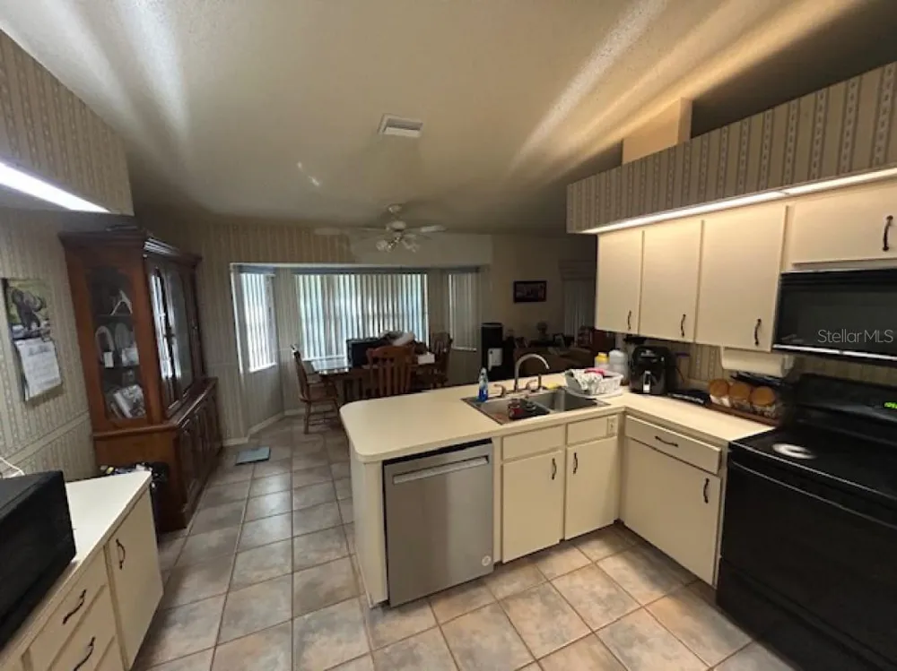 1071 OSPREY WAY Lakeland, FL 33809