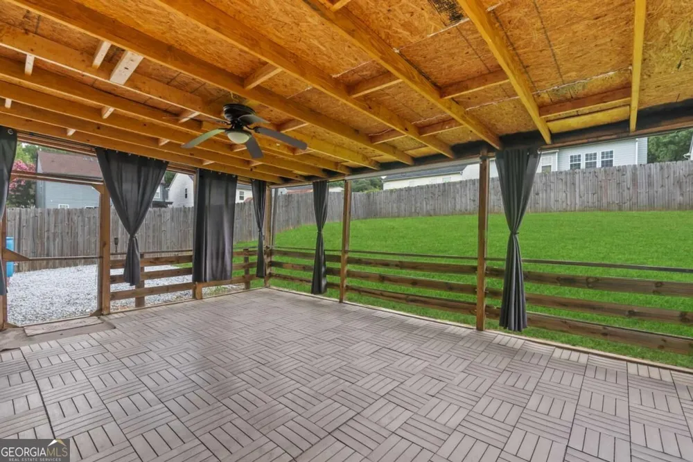 2137 Black Oak LN Ellenwood, GA 30294