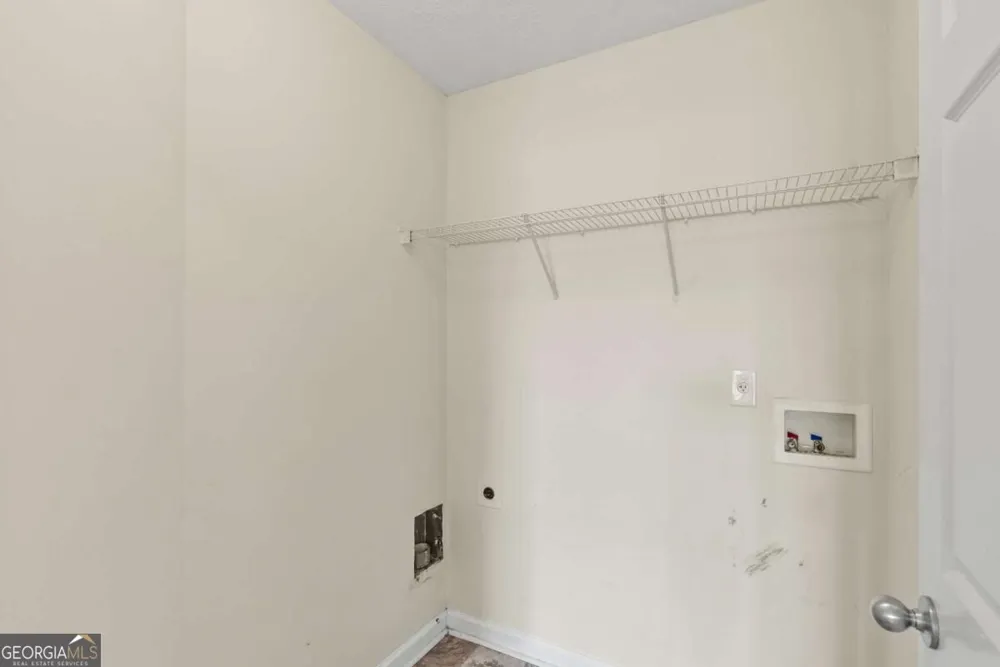 2137 Black Oak LN Ellenwood, GA 30294
