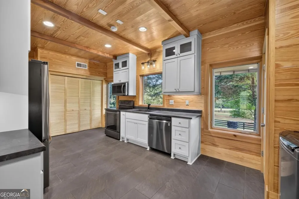 5231 Sandy Creek RD Madison, GA 30650