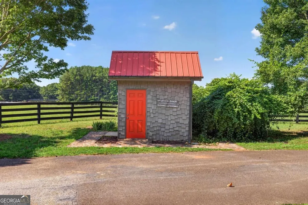 5231 Sandy Creek RD Madison, GA 30650
