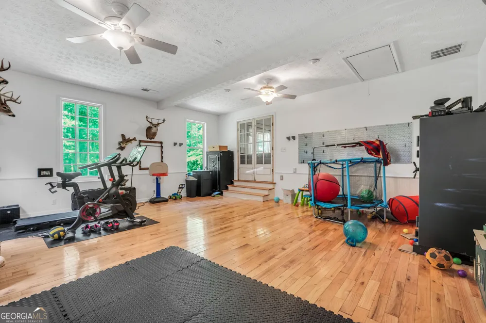 2182 Leguin Mill RD Locust Grove, GA 30248