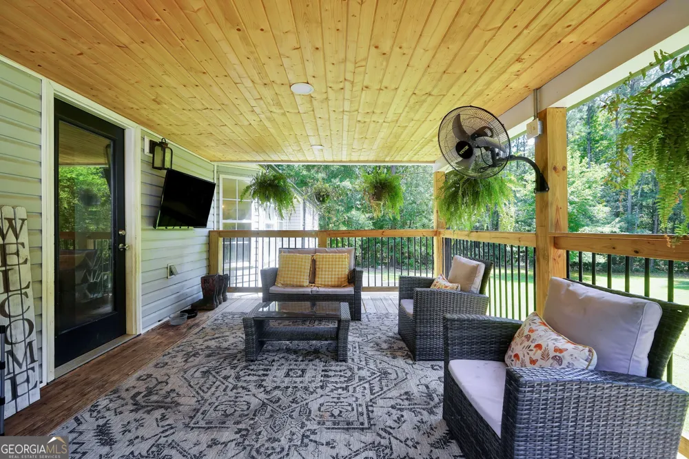 2182 Leguin Mill RD Locust Grove, GA 30248