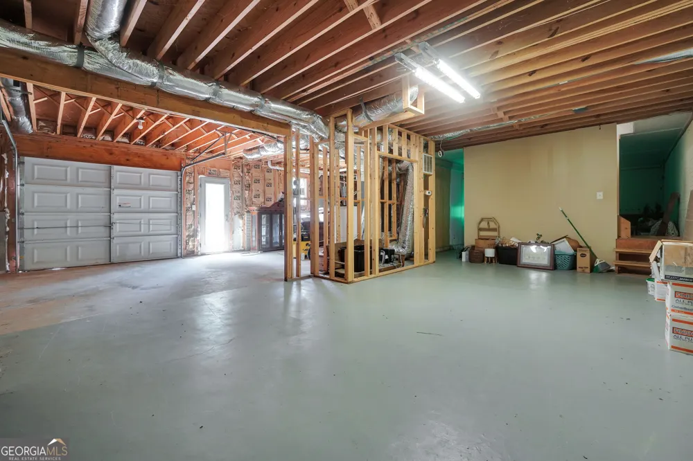 2182 Leguin Mill RD Locust Grove, GA 30248