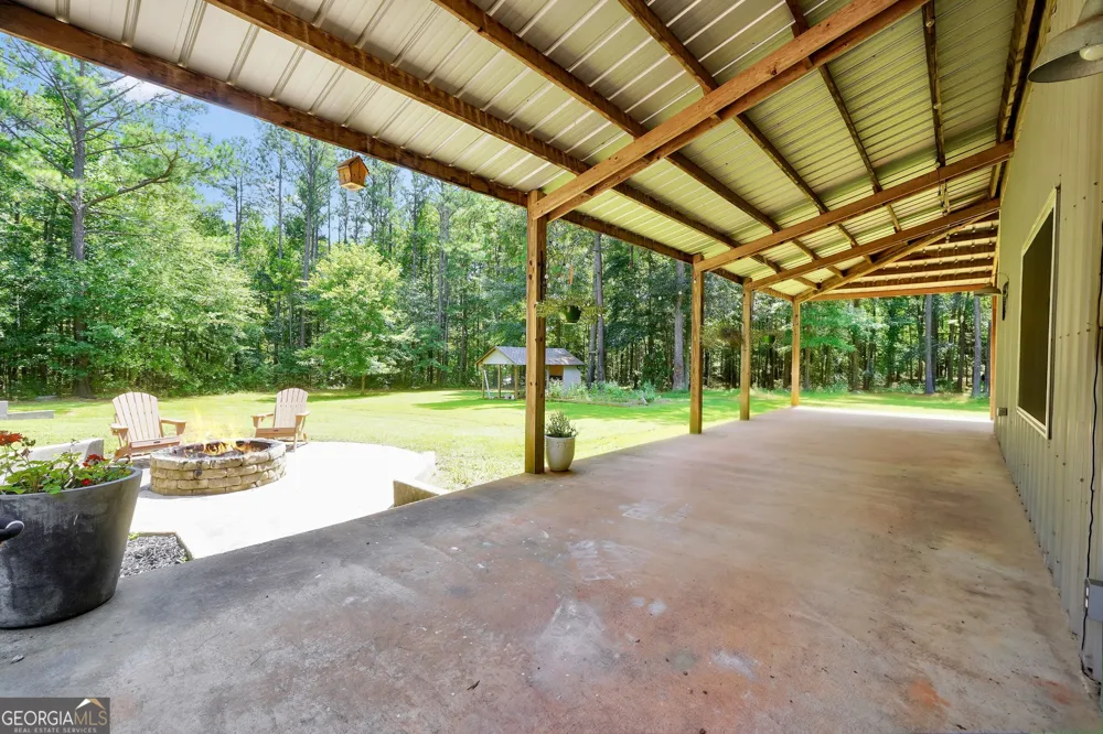 2182 Leguin Mill RD Locust Grove, GA 30248