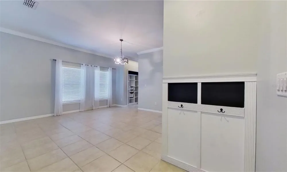 2863 MAPLE BROOK LOOP Lutz, FL 33558