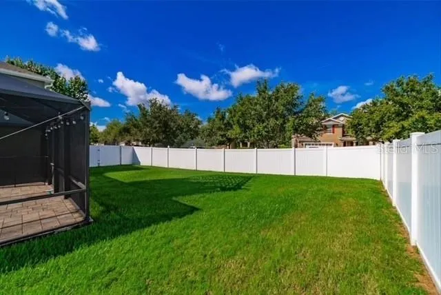 2863 MAPLE BROOK LOOP Lutz, FL 33558