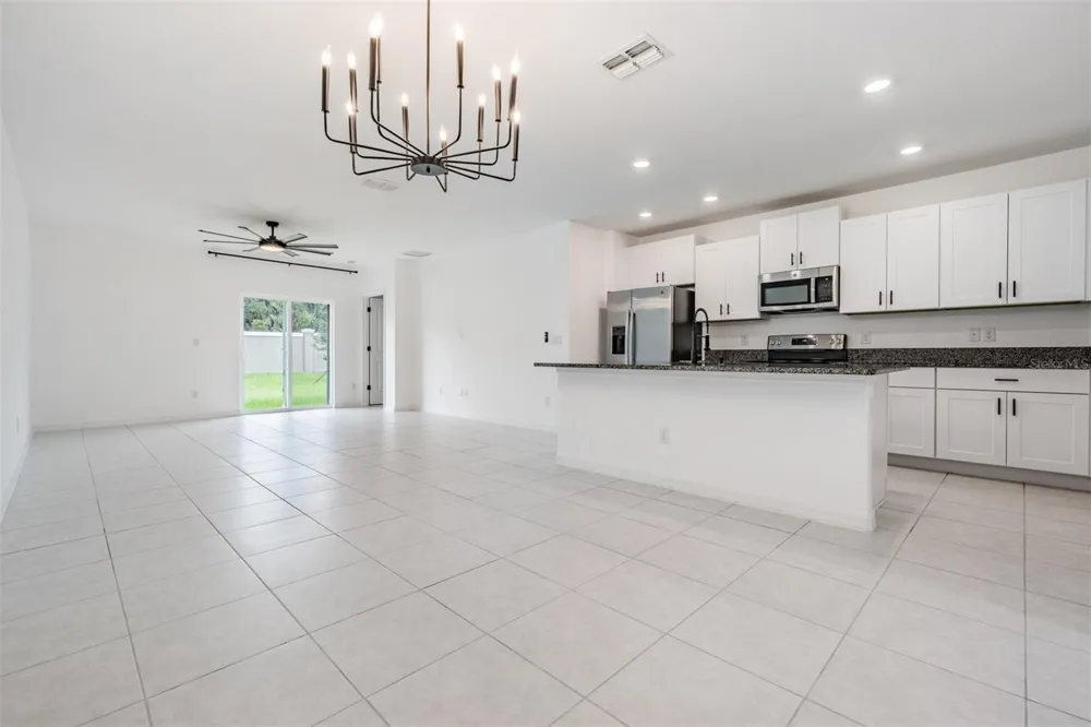 10112 BRANCHING SHIP TRACE Wesley Chapel, FL 33545