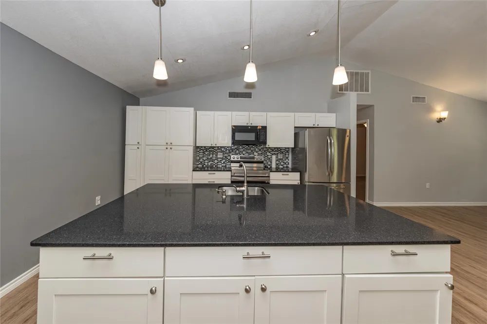 400 Oak Knob Drive #A Wimberley, TX 78676