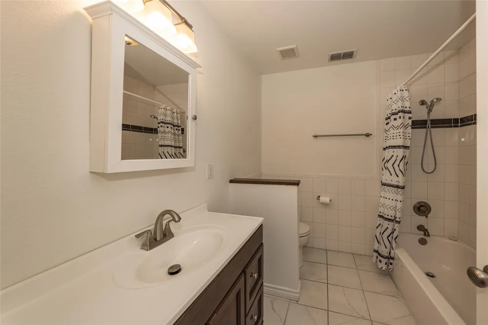 400 Oak Knob Drive #A Wimberley, TX 78676