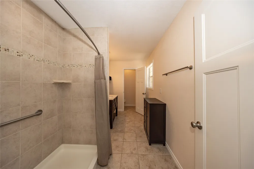 400 Oak Knob Drive #A Wimberley, TX 78676