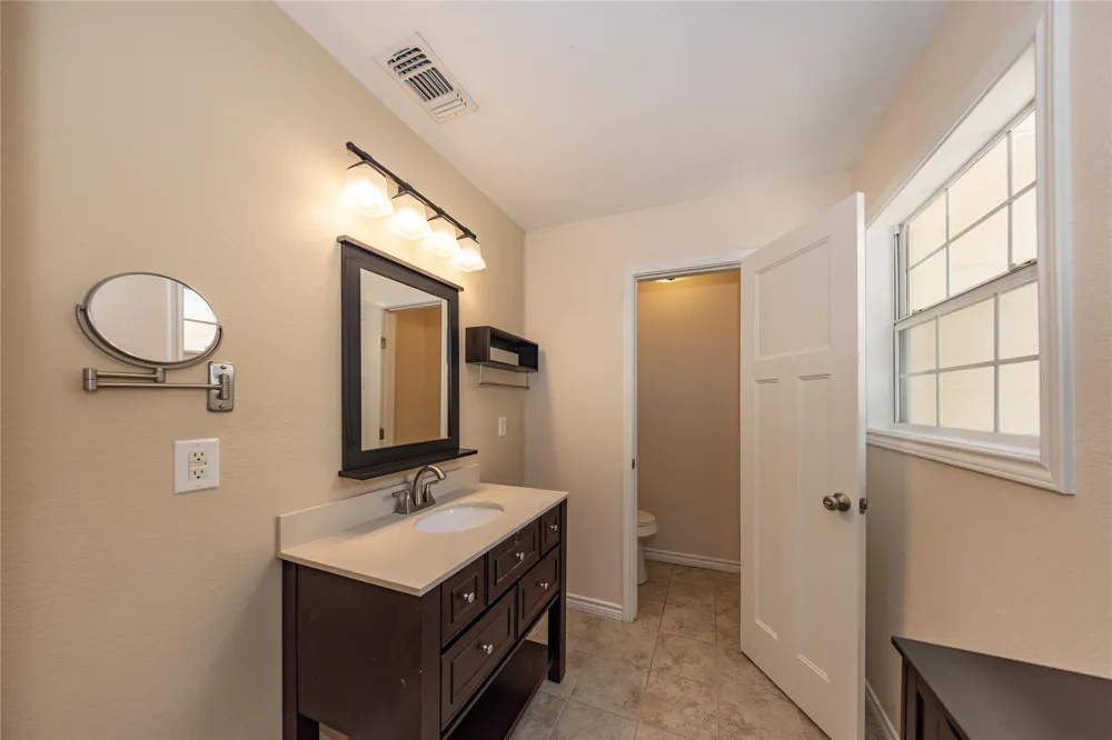 400 Oak Knob Drive #A Wimberley, TX 78676