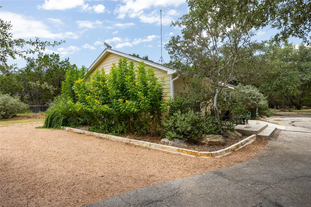 400 Oak Knob Drive #A Wimberley, TX 78676