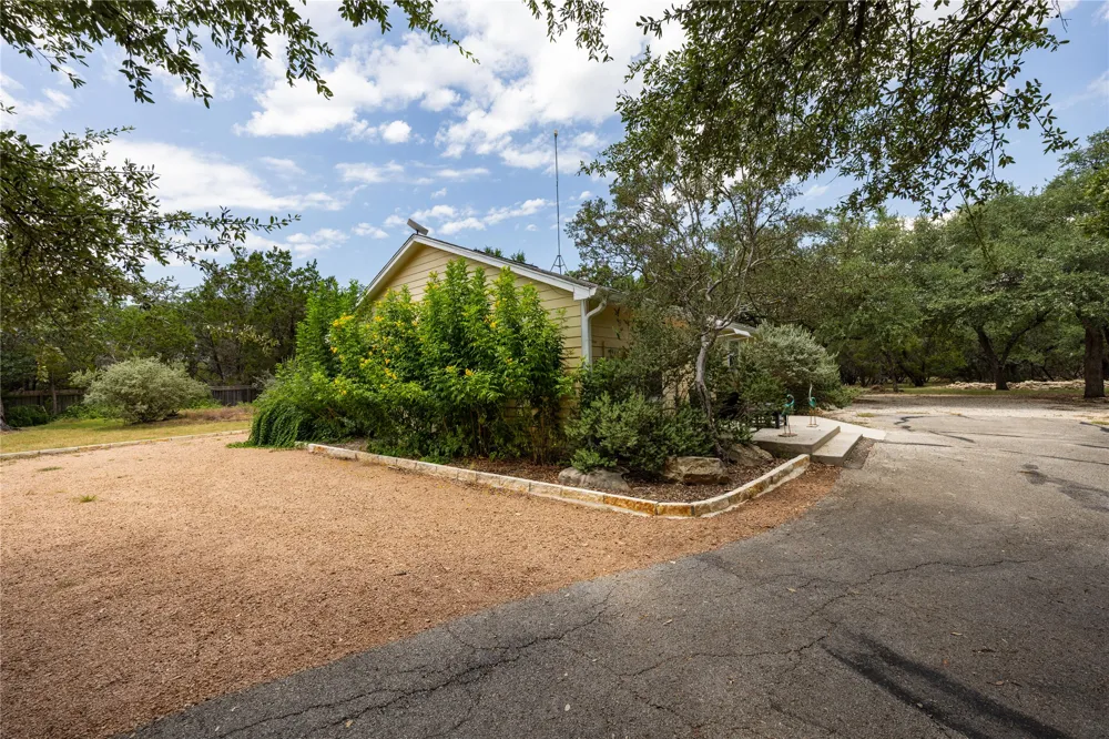 400 Oak Knob Drive #A Wimberley, TX 78676