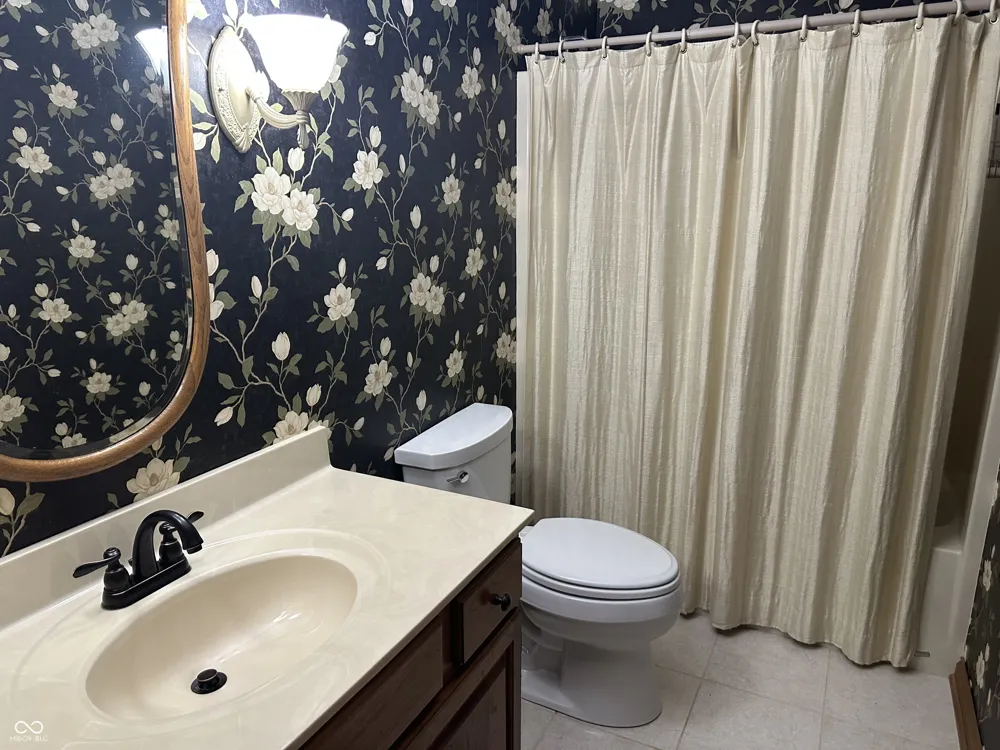 1127 Wood Sage Drive Avon, IN 46123