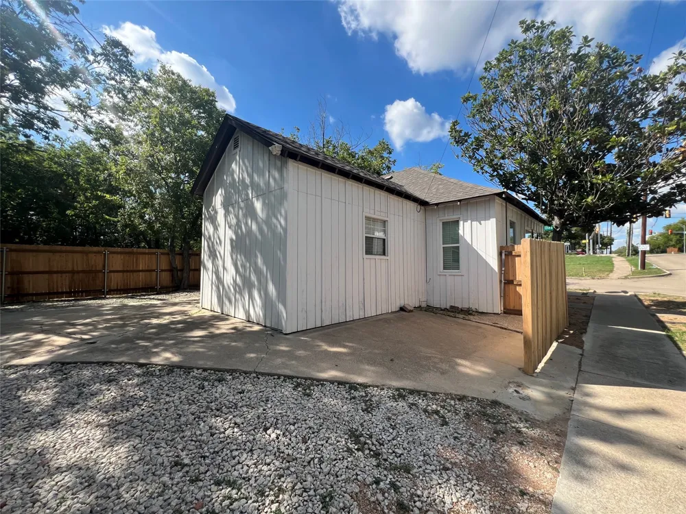 1200 New York Avenue Fort Worth, TX 76104