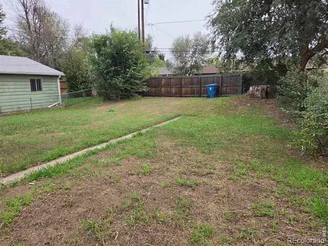 3754 S Inca Street Englewood, CO 80110