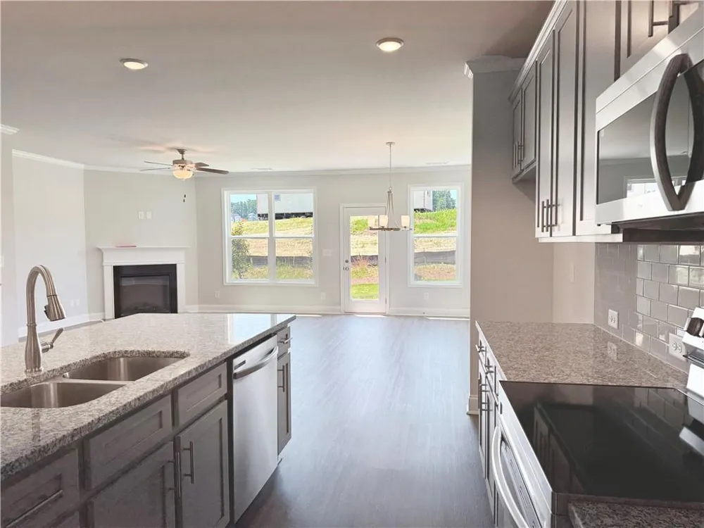 4003 Streamlet Way #159 Gainesville, GA 30506