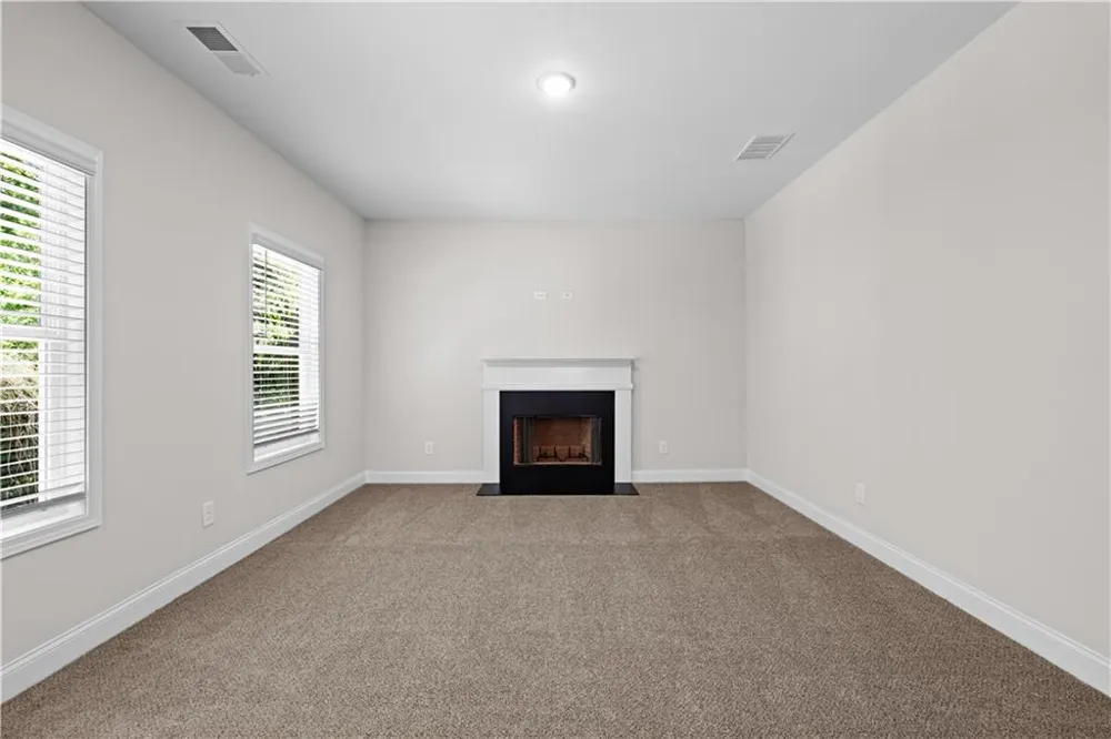 442 The Boulevard Newnan, GA 30263