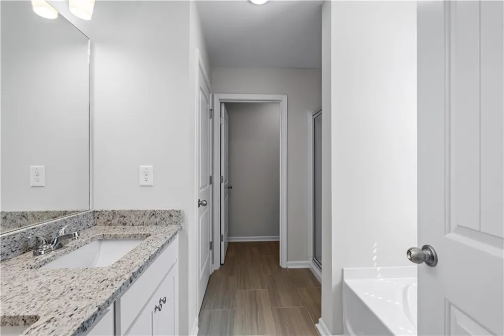 442 The Boulevard Newnan, GA 30263