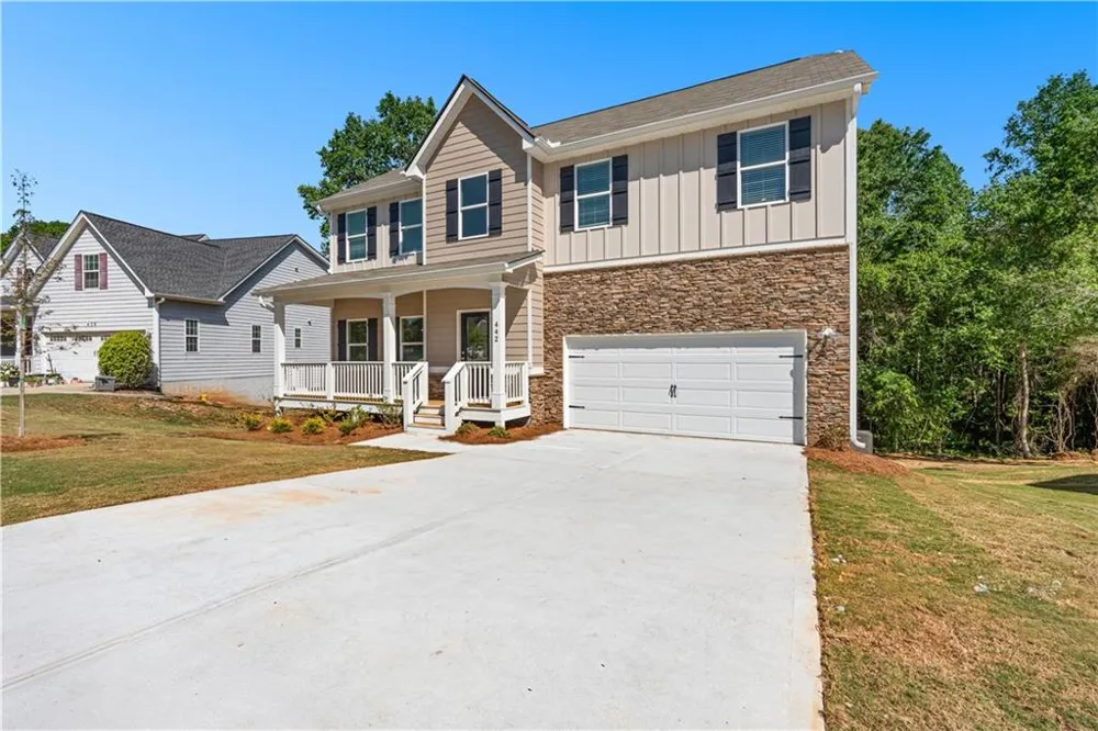 442 The Boulevard Newnan, GA 30263