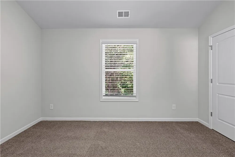 442 The Boulevard Newnan, GA 30263