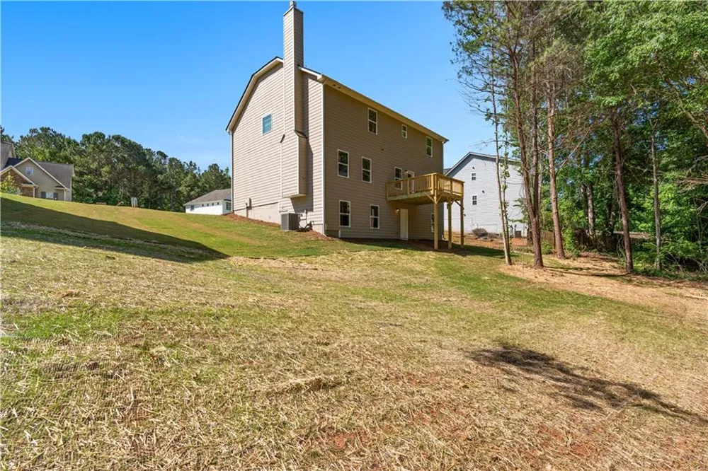 442 The Boulevard Newnan, GA 30263