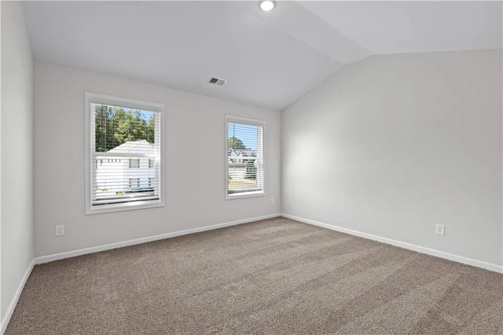 442 The Boulevard Newnan, GA 30263