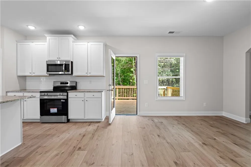 442 The Boulevard Newnan, GA 30263