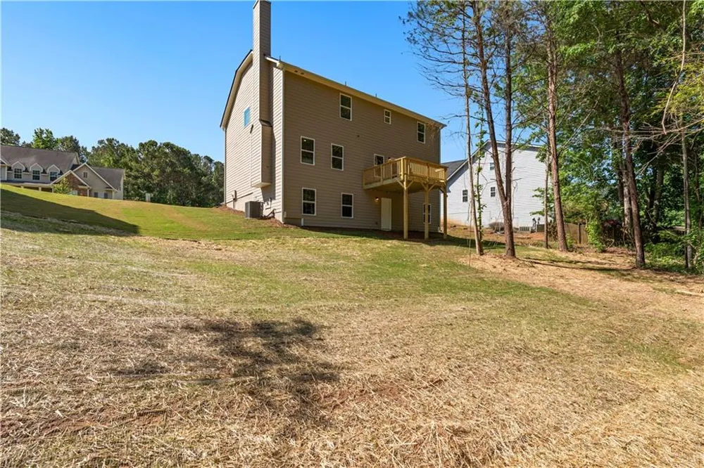 442 The Boulevard Newnan, GA 30263