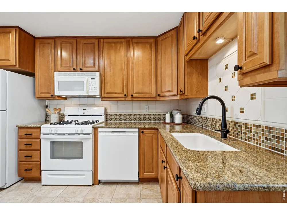 4676 E Utah Place Denver, CO 80222