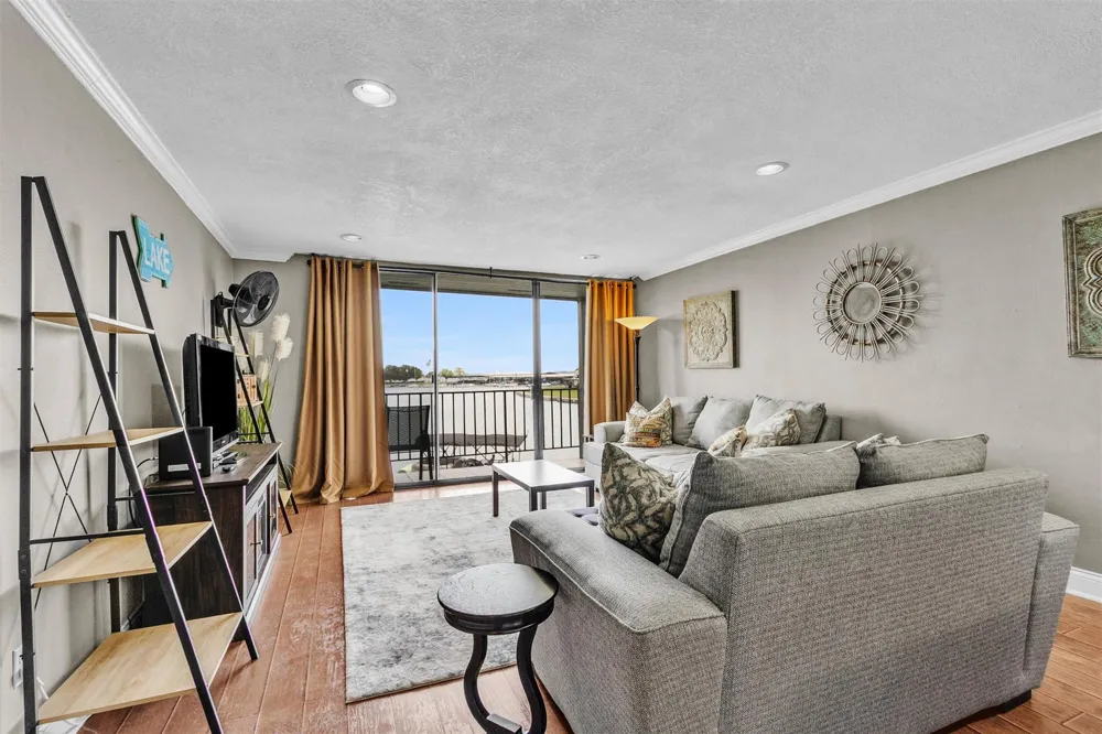12500 Melville Drive #202A Montgomery, TX 77356