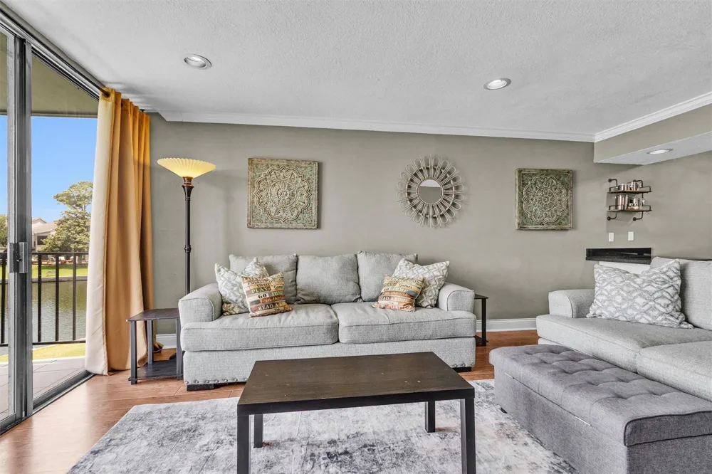 12500 Melville Drive #202A Montgomery, TX 77356