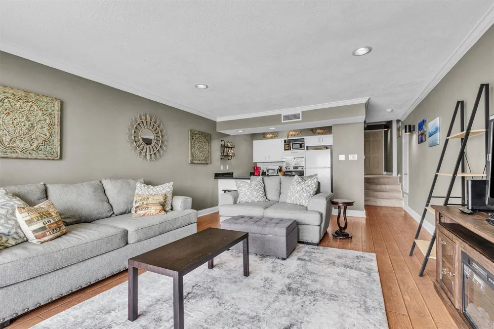 12500 Melville Drive #202A Montgomery, TX 77356
