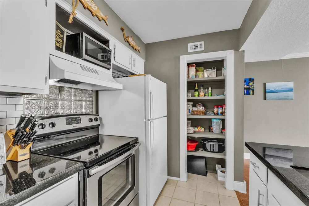 12500 Melville Drive #202A Montgomery, TX 77356