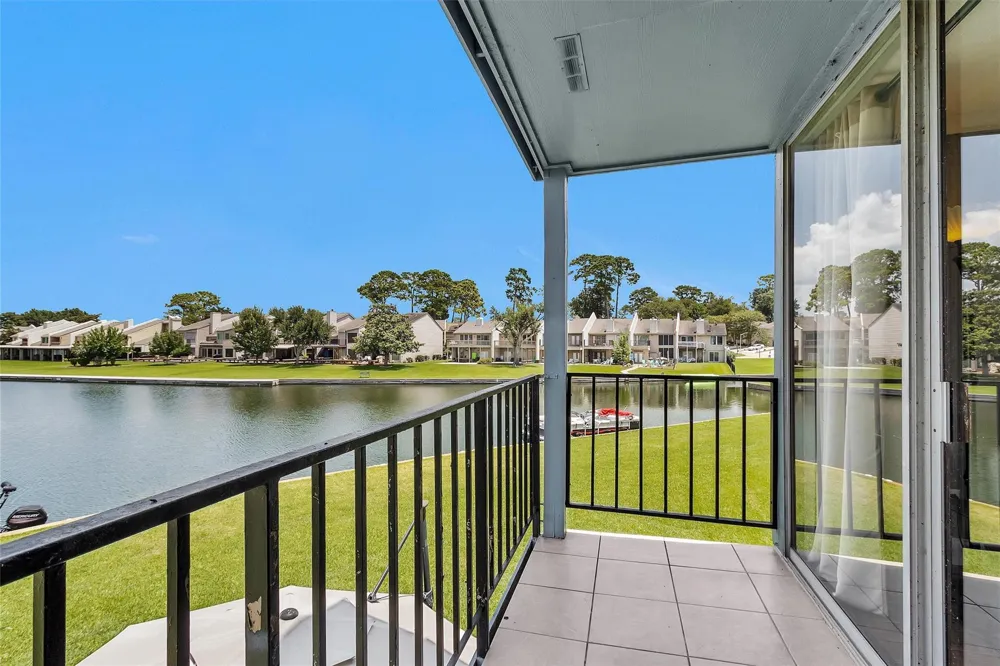 12500 Melville Drive #202A Montgomery, TX 77356