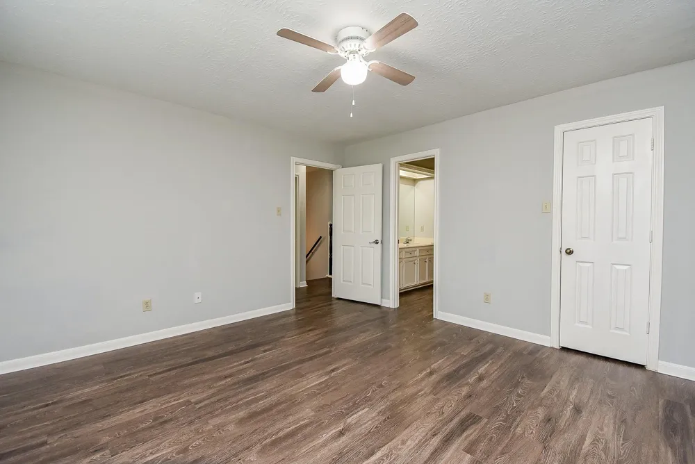 1002 Meadowlark Lane Sugar Land, TX 77478