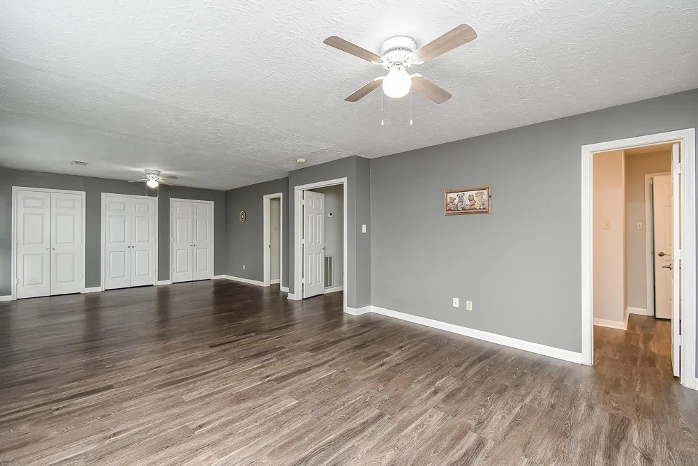1002 Meadowlark Lane Sugar Land, TX 77478