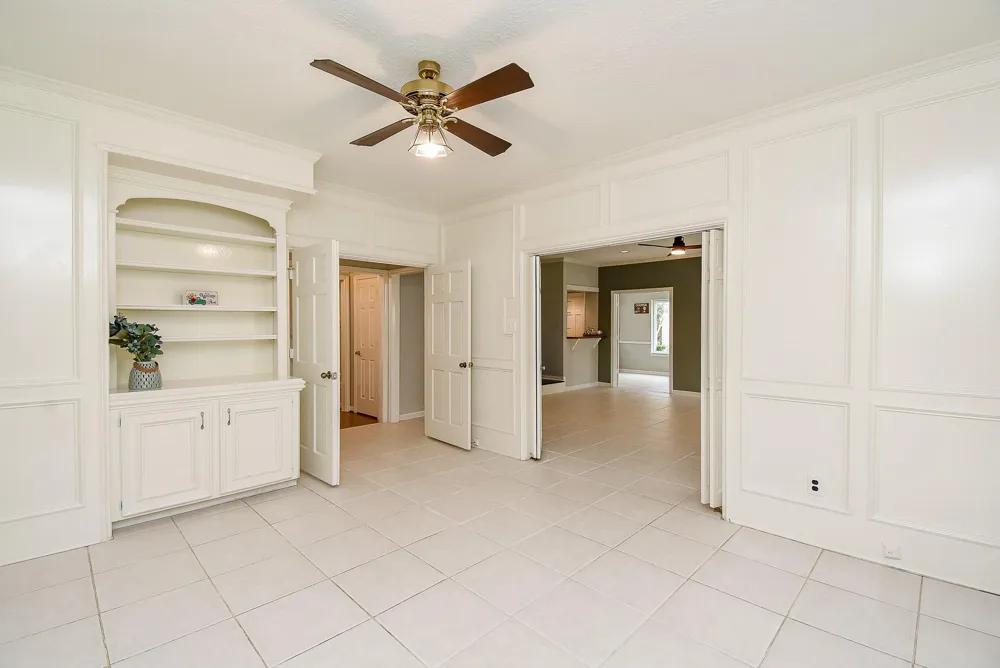 1002 Meadowlark Lane Sugar Land, TX 77478