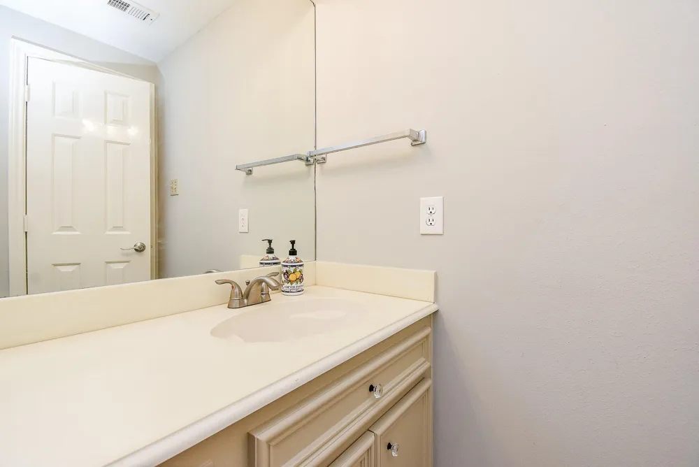 1002 Meadowlark Lane Sugar Land, TX 77478