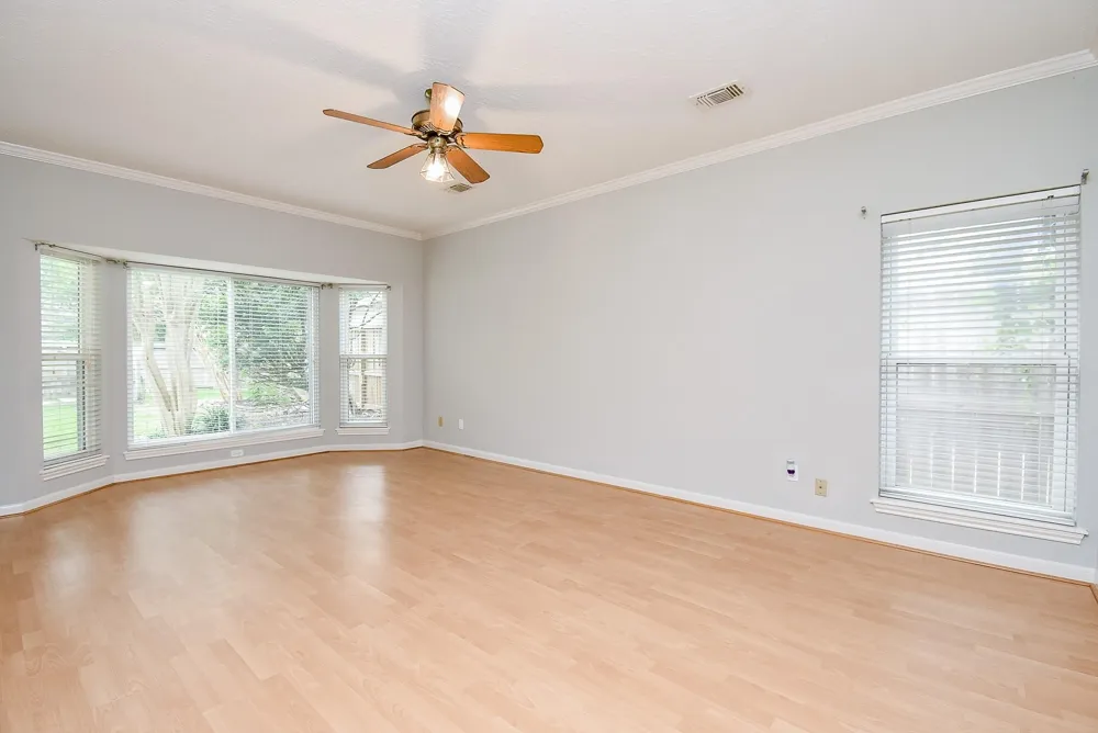 1002 Meadowlark Lane Sugar Land, TX 77478
