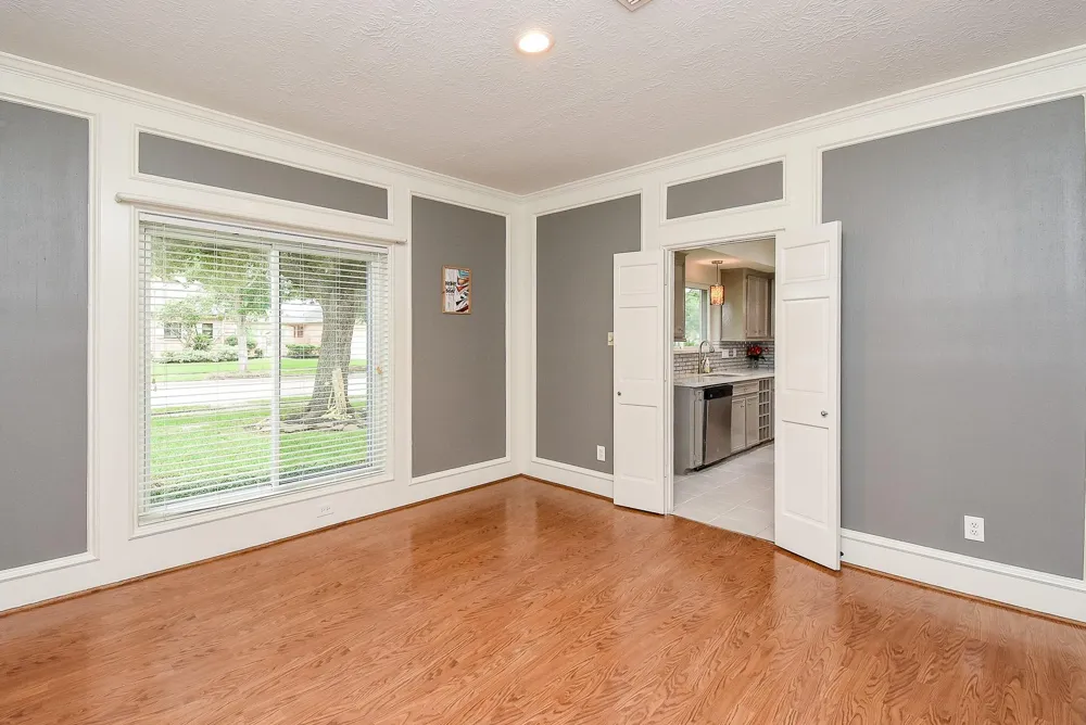 1002 Meadowlark Lane Sugar Land, TX 77478