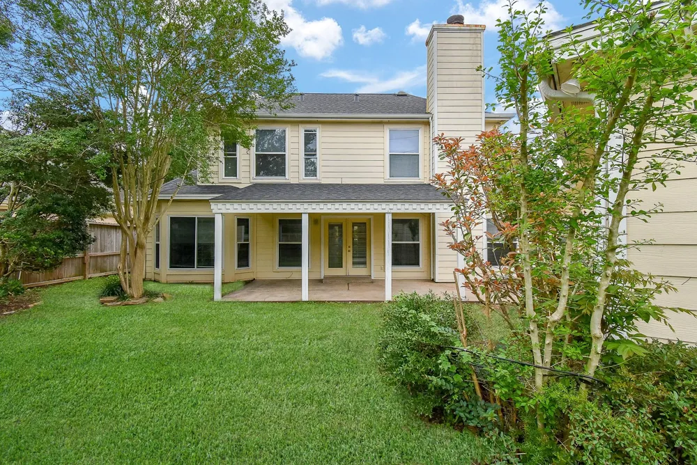 1002 Meadowlark Lane Sugar Land, TX 77478