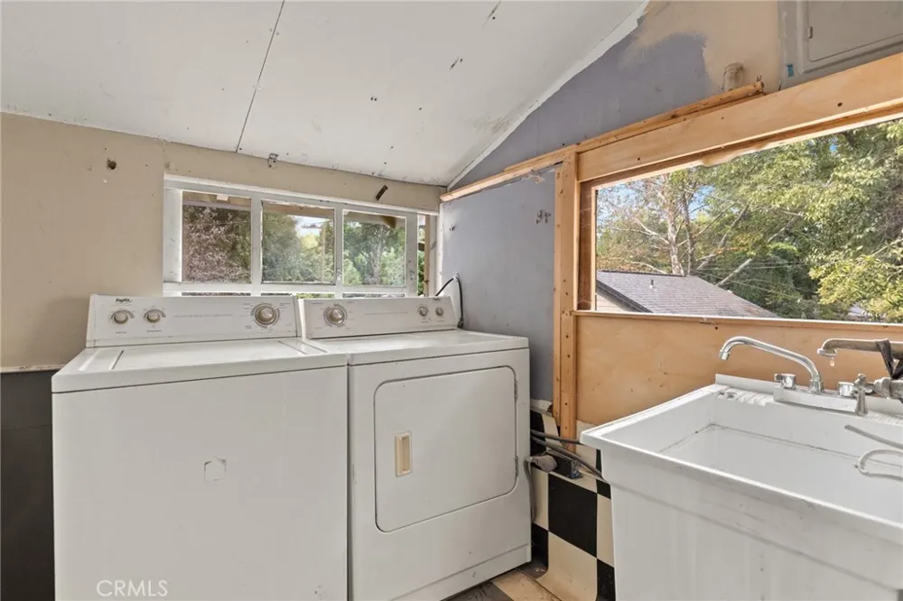 272 E 4th E.  Avenue Chico, CA 95926